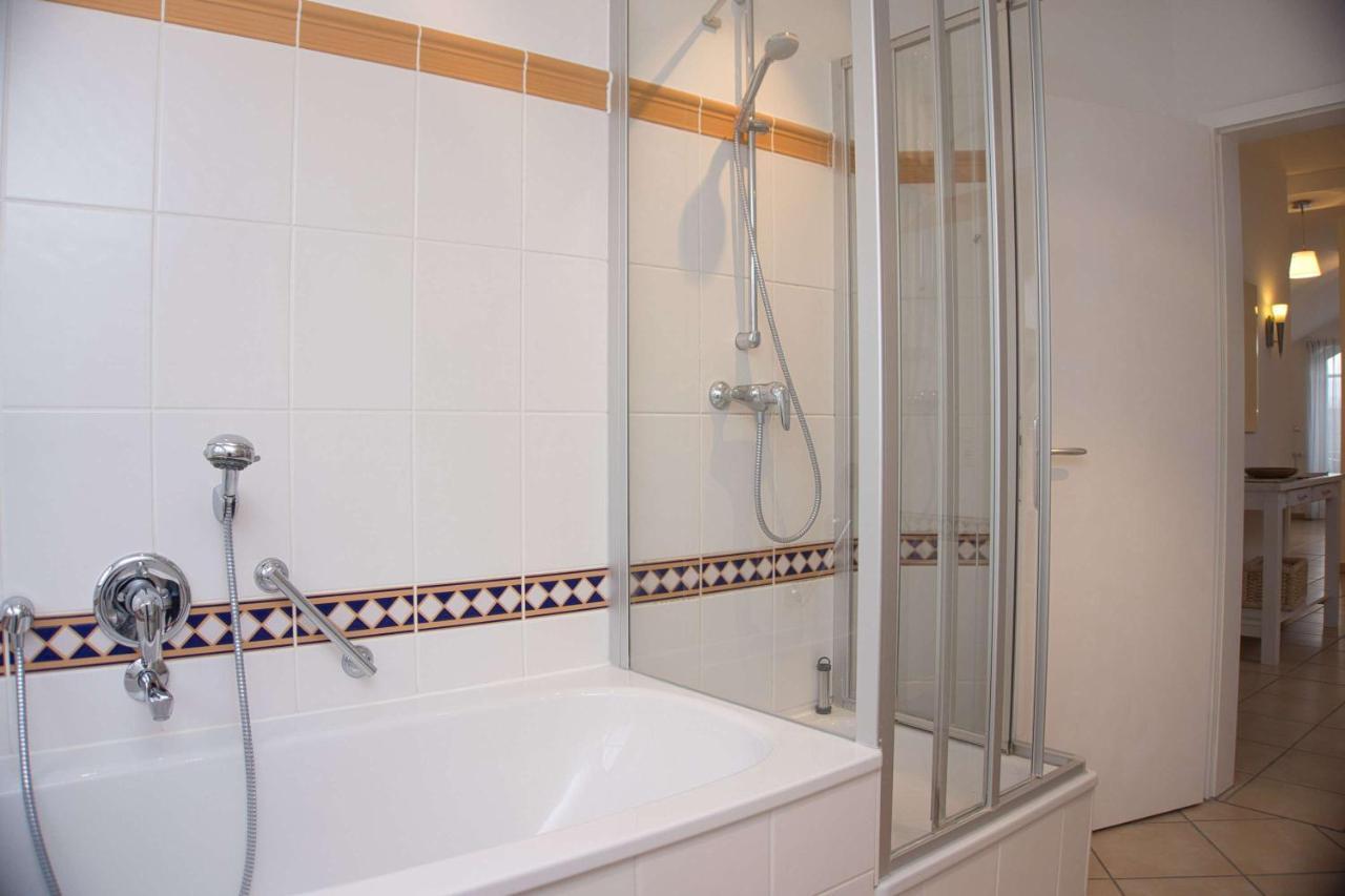 Balkon Mit Traumhaften Meerblick, Gratis Nutzung Vom Ahoi Erlebnisbad Und Sauna In Sellin Duenenhaus Fewo05 奥斯特巴德·哥伦 外观 照片