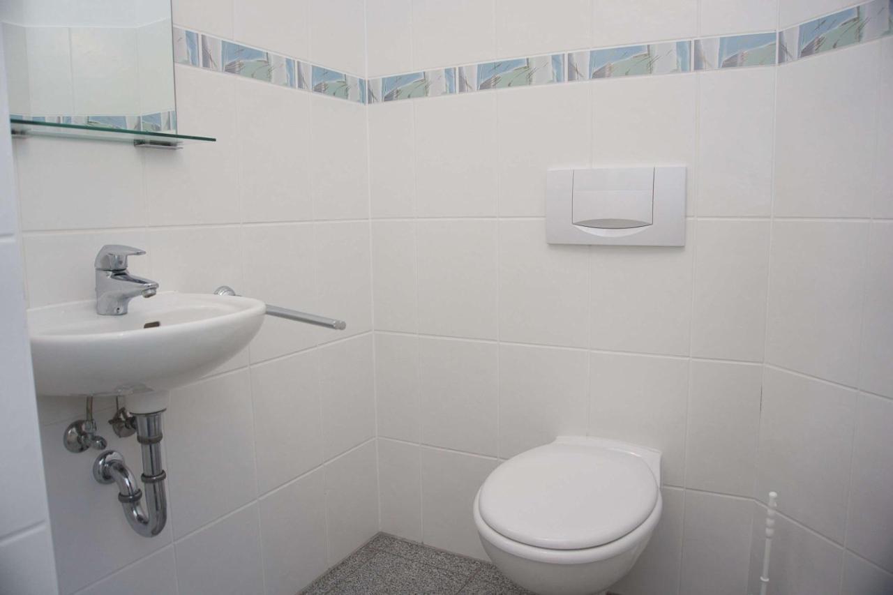 Balkon Mit Traumhaften Meerblick, Gratis Nutzung Vom Ahoi Erlebnisbad Und Sauna In Sellin Duenenhaus Fewo05 奥斯特巴德·哥伦 外观 照片